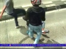 Warga Hajar Pelaku Tawuran Pelajar