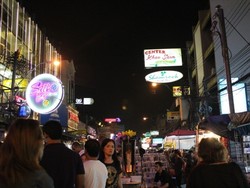 Thailand Gelar Pesta Wisata Belanja