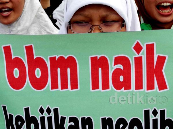 Demo Tolak Kenaikan BBM di Istana Negara Demo Tolak Kenaikan BBM di Istana Negara