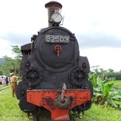 Syuting Soekarno, Hanung Bramantyo Gunakan Kereta Uap Ambarawa