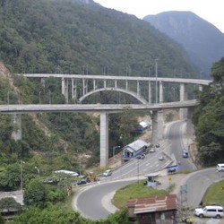 Ini Penampakan Terbaru Jembatan Kelok 9 yang Indah di Sumbar