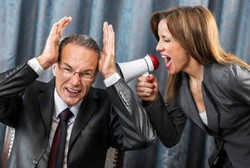 Studi: Perempuan Mengalami Menopause karena Salah Laki-laki