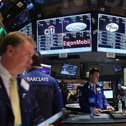 Data Ekonomi AS Mengecewakan, Wall Street Merah di Akhir Pekan