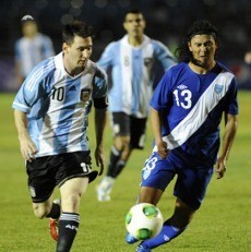 Lewati Maradona dan Samai Crespo, Messi Kini Kejar Batistuta