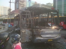 Ini Bus TransJ yang Terbakar Habis di Harmoni