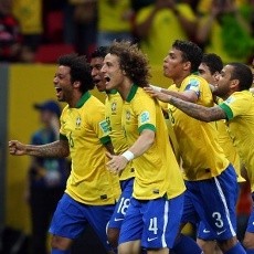 Brasil Lumat Jepang 3-0