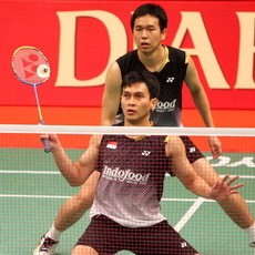 Kalahkan Ko/Lee, Ahsan/Hendra Juara