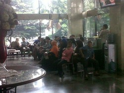 Pegawai Pemprov Riau Datangi KPK, Minta Tanda Tangan Surat kepada Rusli