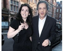 Duh! Chef Cantik Nigella Lawson Dicekik Suami