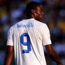 Balotelli Pede Italia Bisa Capai Final