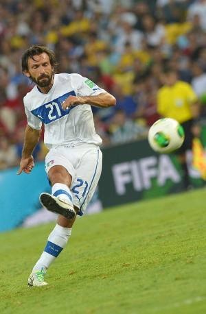 Pirlinho Menyihir Maracana