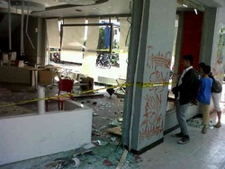 Ini Wujud Restoran yang Berantakan karena Dirusak Mahasiswa Anti BBM Naik