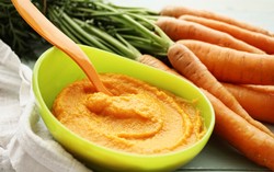 Yuk, Bikin Pure Wortel Enak Buat si Kecil!