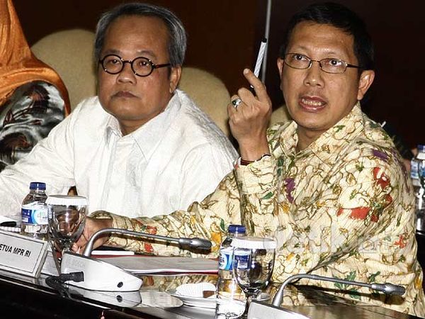 MPR Bahas Pengganti Taufiq Kiemas