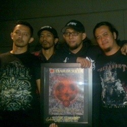 Burgerkill Raih Penghargaan Metal Hammer Award