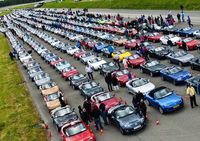 Mazda MX-5 Pecahkan Rekor Dunia 