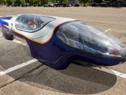 Mahasiswa Bikin Mobil Super Irit, 565,86 Km/Liter!