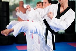 Pelajaran Bela Diri Turunkan Kasus Perkosaan Gadis Remaja di Kenya