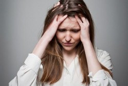 Bila Sembarangan, Liburan dan Makan Siang Pun Bisa Picu Migrain