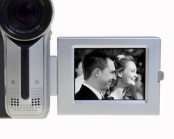 Live Streaming Acara Pernikahan Jadi Tren Pasangan Pengantin