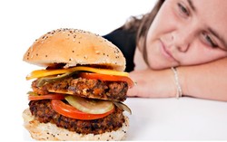 Mengapa Konsumsi Makanan Berlemak Picu Alzheimer?