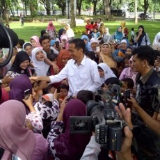 Kamis, Jokowi Rapat Bahas Kenaikan Tarif Angkutan Umum