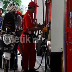Jelang Harga Naik, Pembelian BBM di Jatim Melonjak
