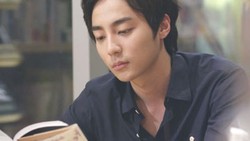 Roy Kim Merilis Album Karya Sendiri 25 Juni Mendatang