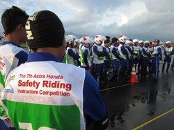 Hukuman Bagi Instruktur Safety Riding yang Langgar Aturan Lalin