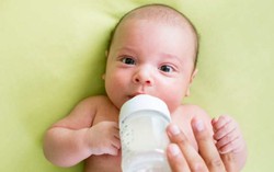 Venezuela Akan Segera Larang Pemberian Susu Botol pada Bayi