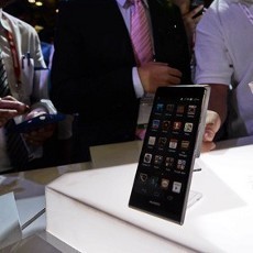 Mampukah Huawei Tandingi Apple dan Samsung?