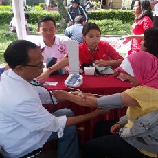 Dongkrak Suara Ayi-Nani, Nico Siahaan Gelar Pengobatan Gratis