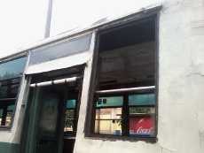 Kaca Kopaja Ini Bolong Kena Gir Anak Sekolah Tawuran