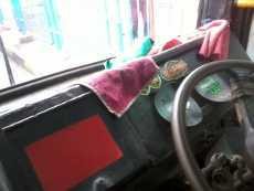 Speedometer Tak Ada, Sopir Metro Mini: Nggak Apa-apa, yang Penting Jalan