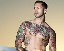 Foto: Alex, Mantan Tentara yang Jadi Model Pasca Kehilangan Satu Kakinya