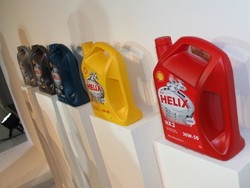 Shell Rilis Pelumas untuk Mobil Premium