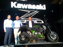 Kawasaki Luncurkan Moge Z800