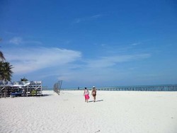 Banyak Jalan Menuju Kepulauan Derawan