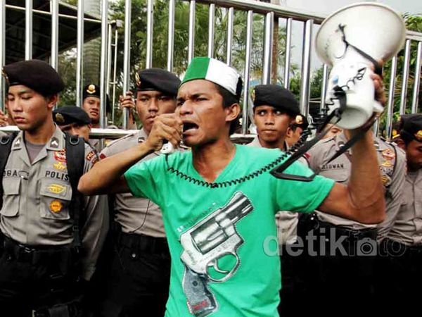 Kantor Pertamina Juga Jadi Sasaran Demo BBM