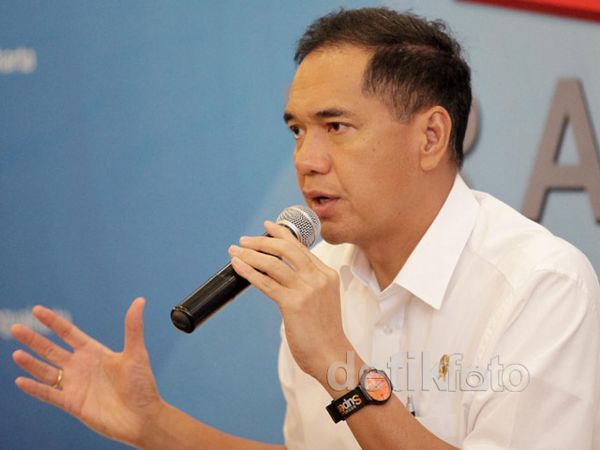 Gita Wirjawan Luncurkan Trade Expo 2013