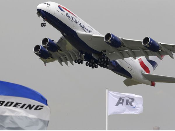 Airbus-Boeing Terus Bersaing di Paris Air Show