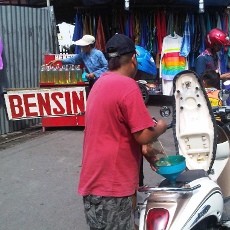 Harga Bensin Eceran Belum Naik Saat Gonjang-ganjing Kenaikan BBM