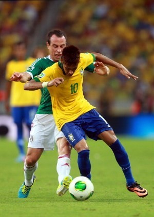 Neymar Mulai Meliuk-liuk