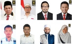 Foto Senyum & Berbusana Muslim, Ini Gaya Caleg PKS di DCS