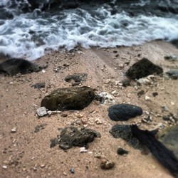 Pesisir Pantai Karang Copong