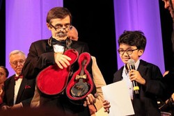 Joey Alexander Sila: Sihir Jazz Pianis Cilik Indonesia