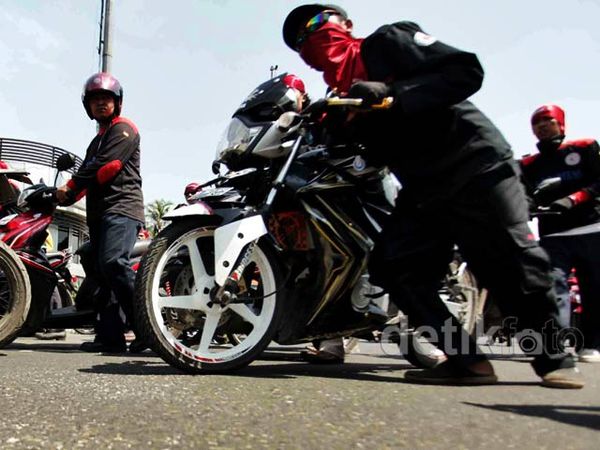 Demo BBM, Buruh Tuntun Motor