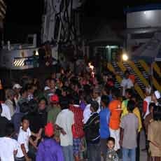 Puluhan Warga Pereng Duduki Proyek Tol Sumo