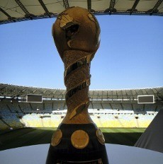 Adu Tajam Neymar-Balotelli Saat Brasil-Italia Rebutan Posisi Teratas