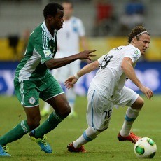 Uruguay Atasi Nigeria 2-1